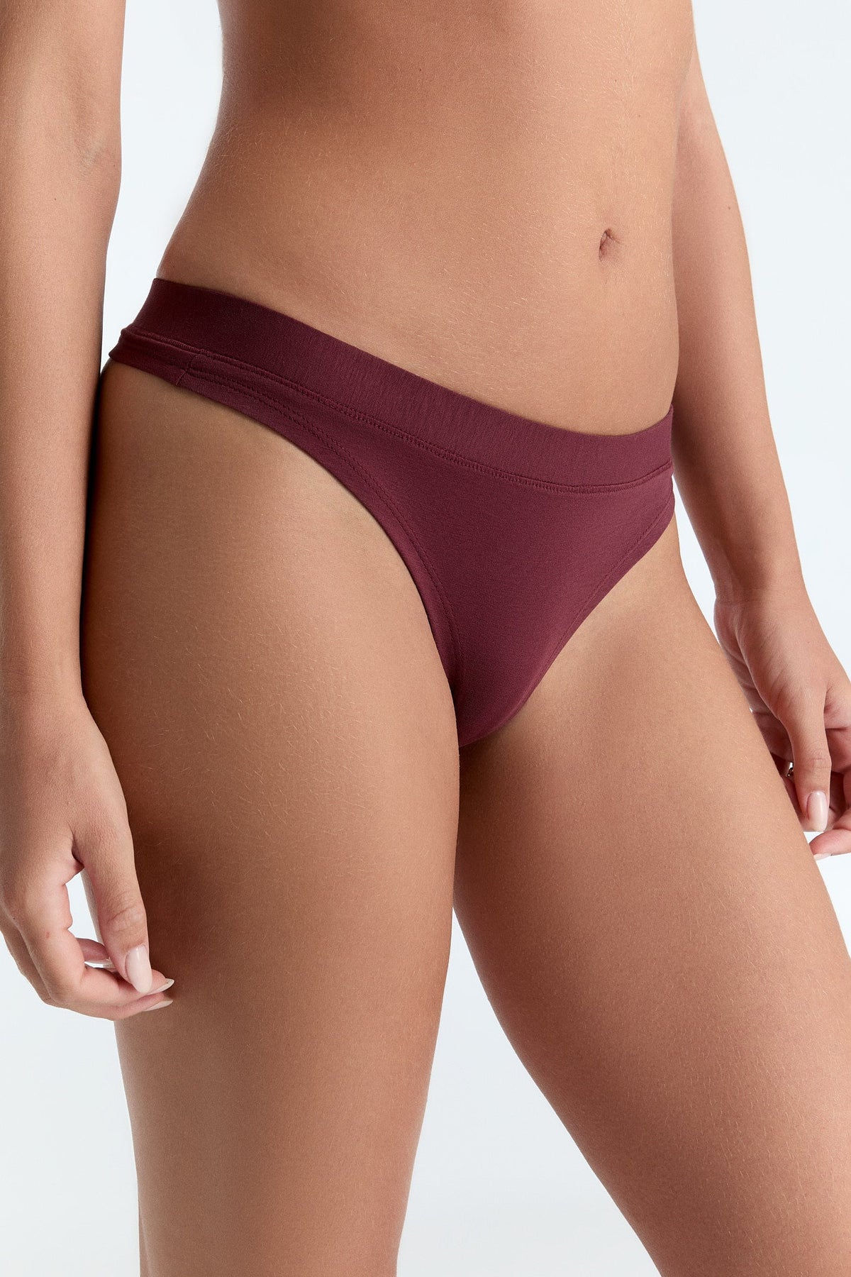 High Cut String Thong, Bordeaux — Albero Natur
