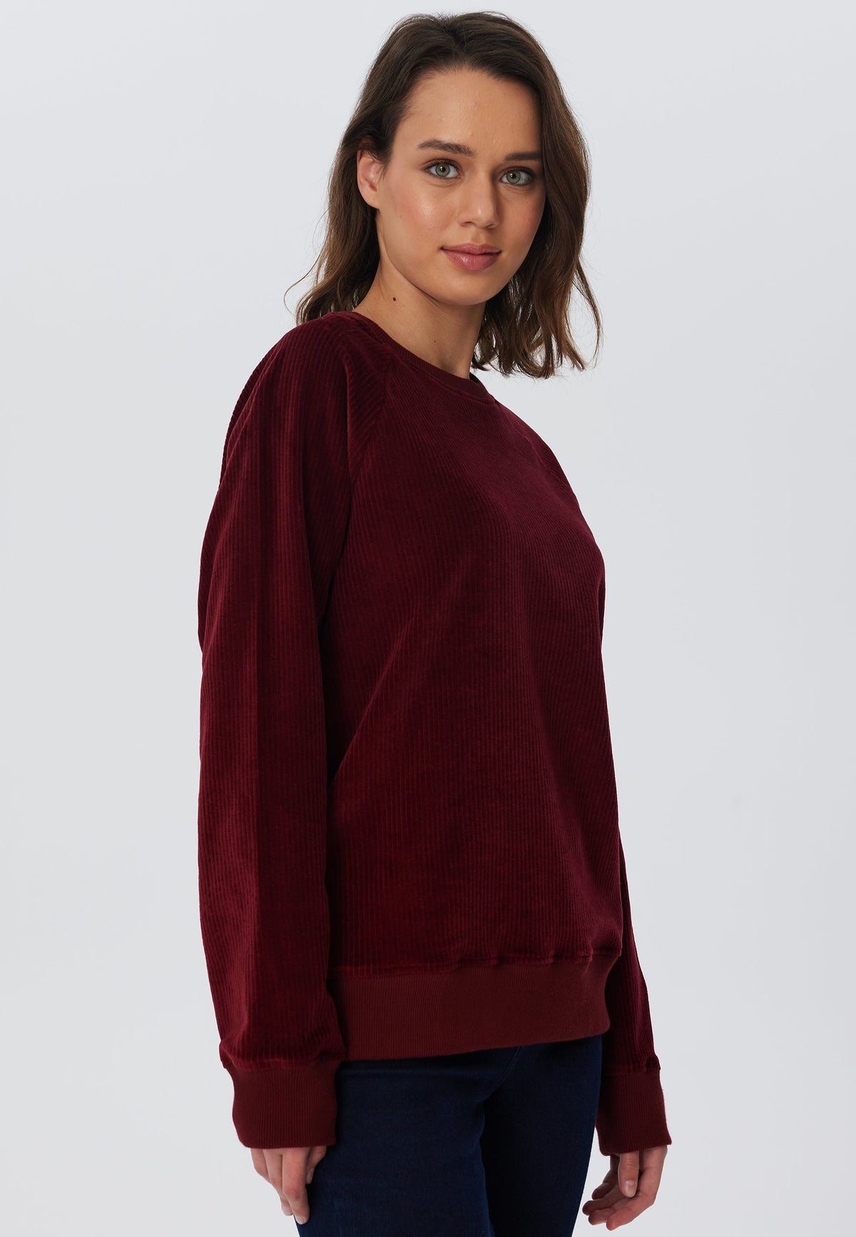 Women's Corduroy Sweatshirt, Bordeaux — Leela Cotton, view 3