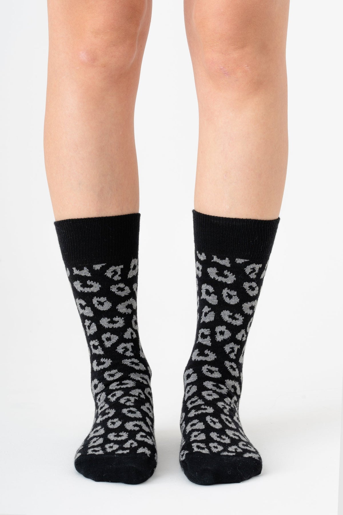 2370, Unisex Leopard Socks / Black/ Grey (6-Pack)