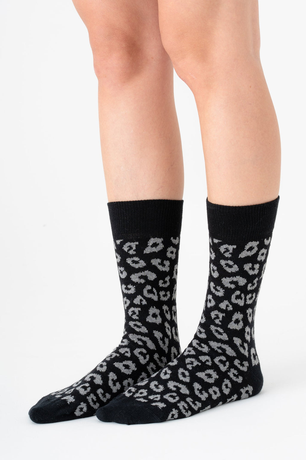2370, Unisex Leopard Socks / Black/ Grey (6-Pack)