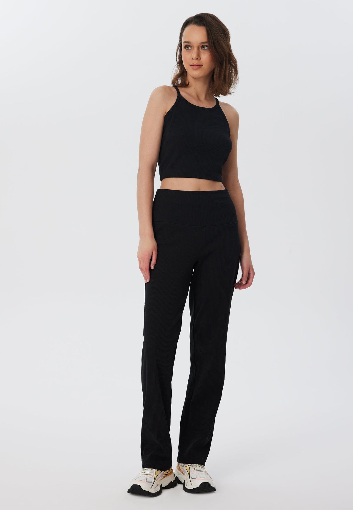 Women's Trousers in Ribbed-Jersey, Black — Leela Cotton, view 3