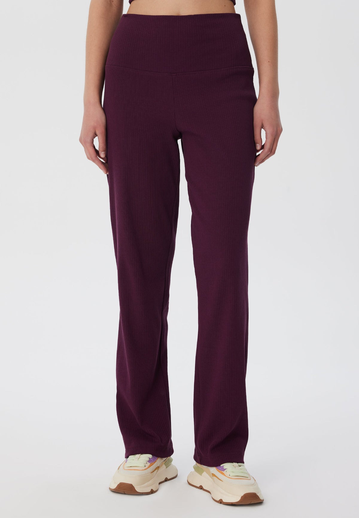 Women's Trousers in Ribbed-Jersey, Aubergine — Leela Cotton