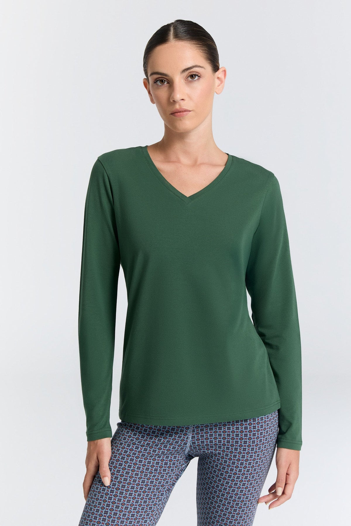 Women's V Neck Long Sleeve Top, Pine Needle — Leela Cotton, view 2