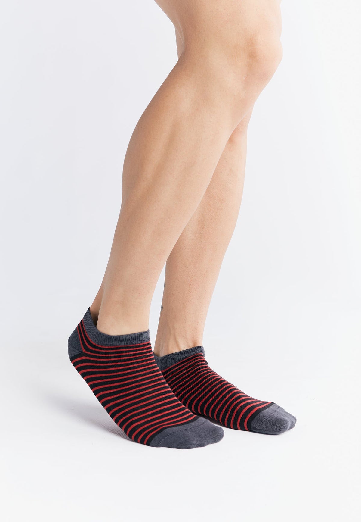 Unisex Trainer Socks, Cherry Red / Black Striped (6-Pack) — Albero Natur, view 4