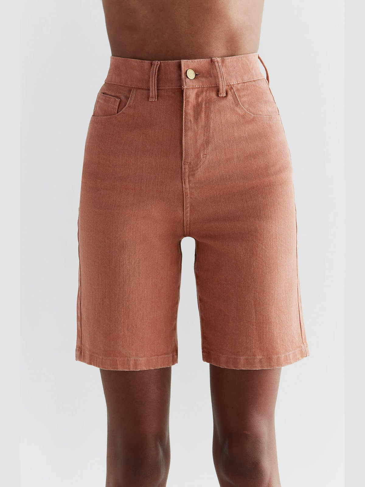 Women's Denim Shorts in Tone Wash, Sunburn