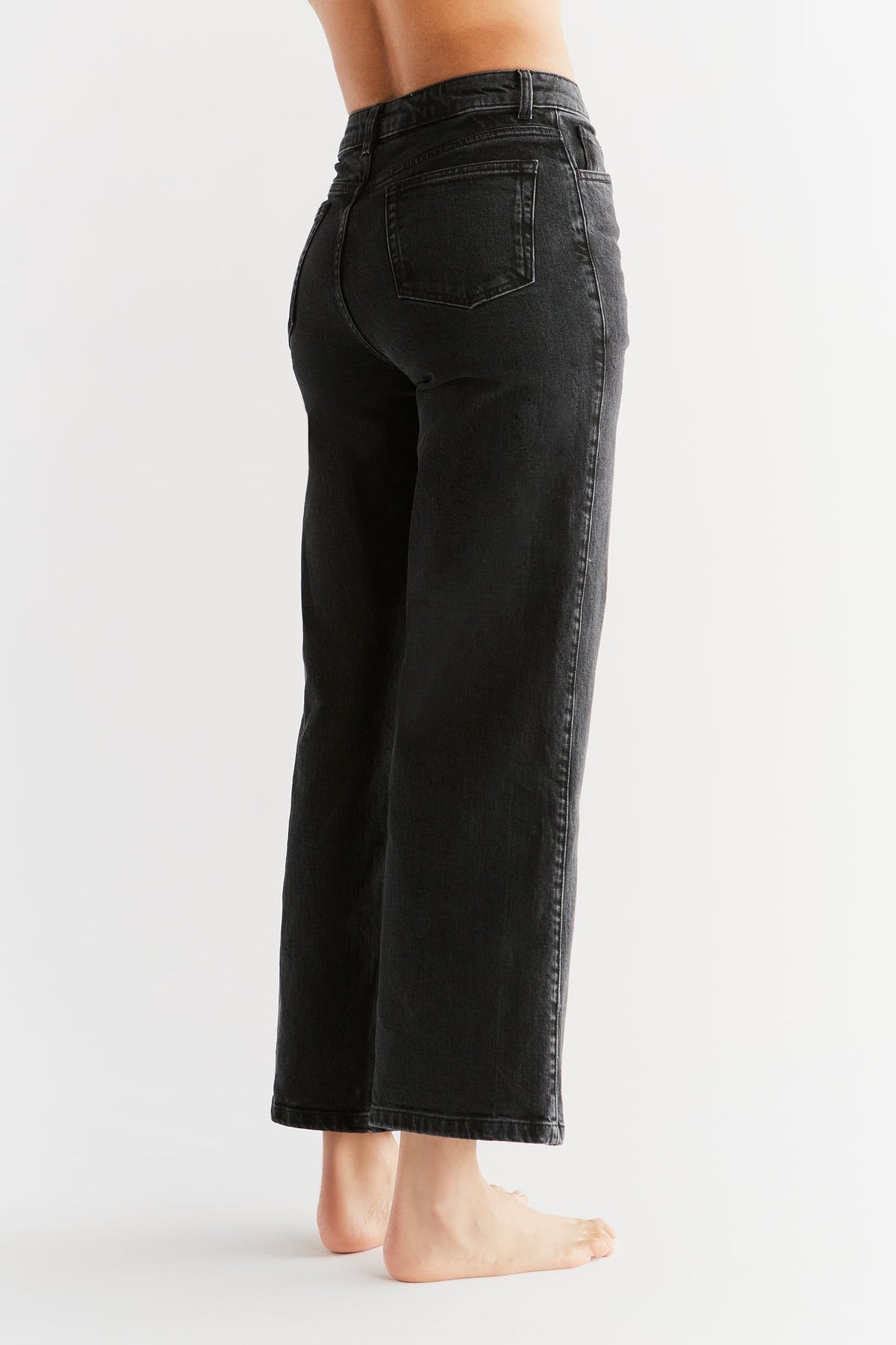 Women's Wide Leg Jeans, Carbon Grey — Evermind, view 4