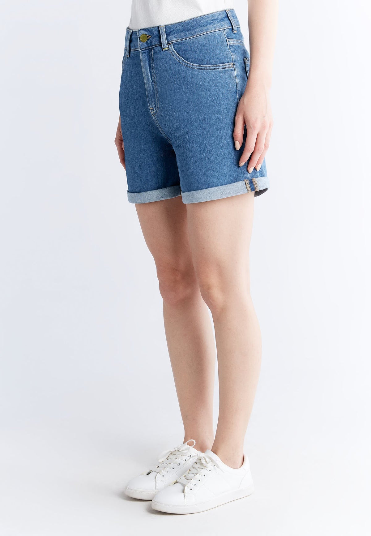 WN 3020-325 Women's Mom Shorts, Day Sky Blue — Evermind, view 2