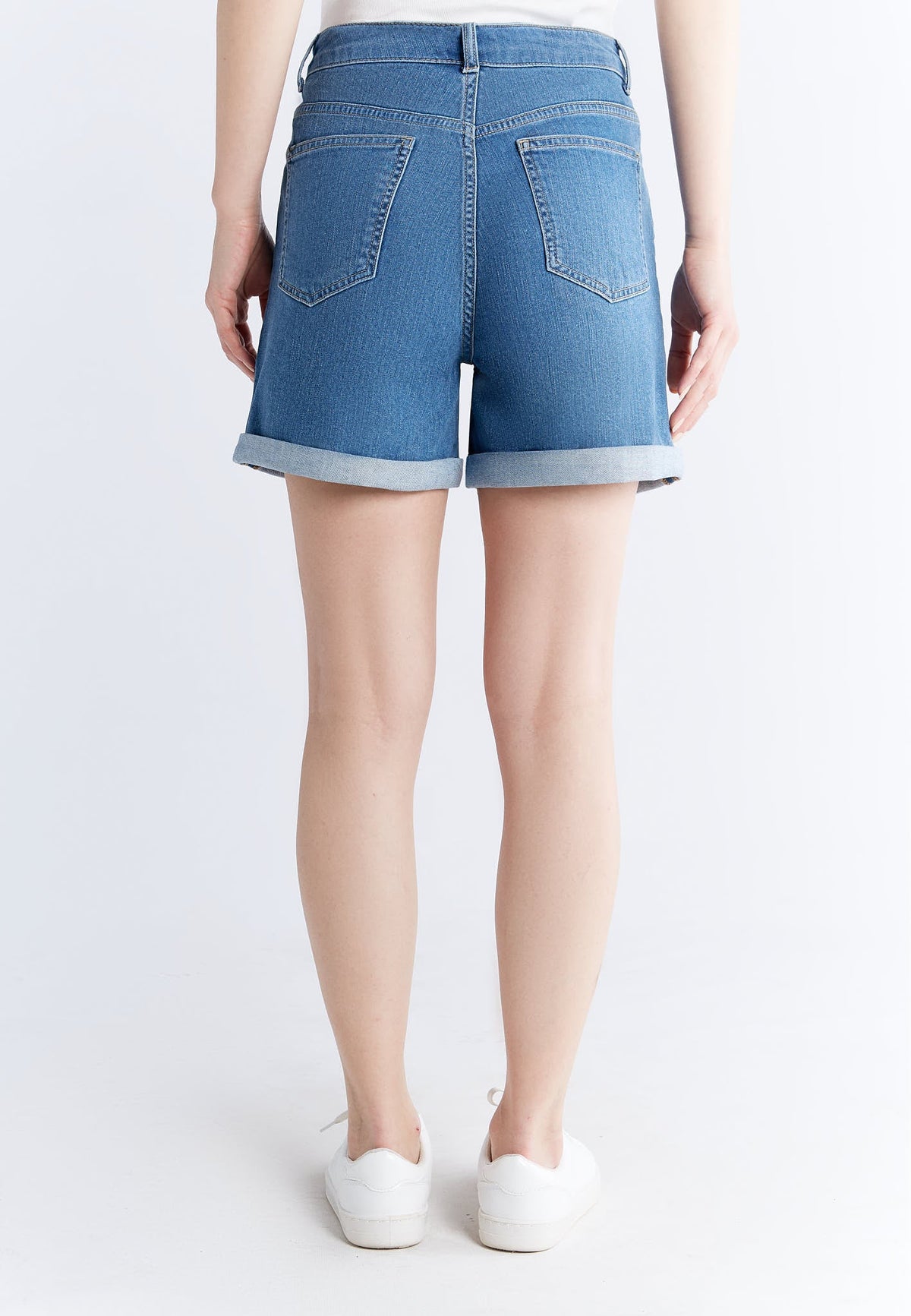 WN 3020-325 Women's Mom Shorts, Day Sky Blue — Evermind, view 3